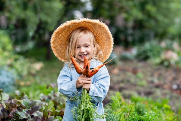 huertos urbanos niños convivencia familiar valores educación ambiental desarrollo infantil agricultura concienciación verde aepla